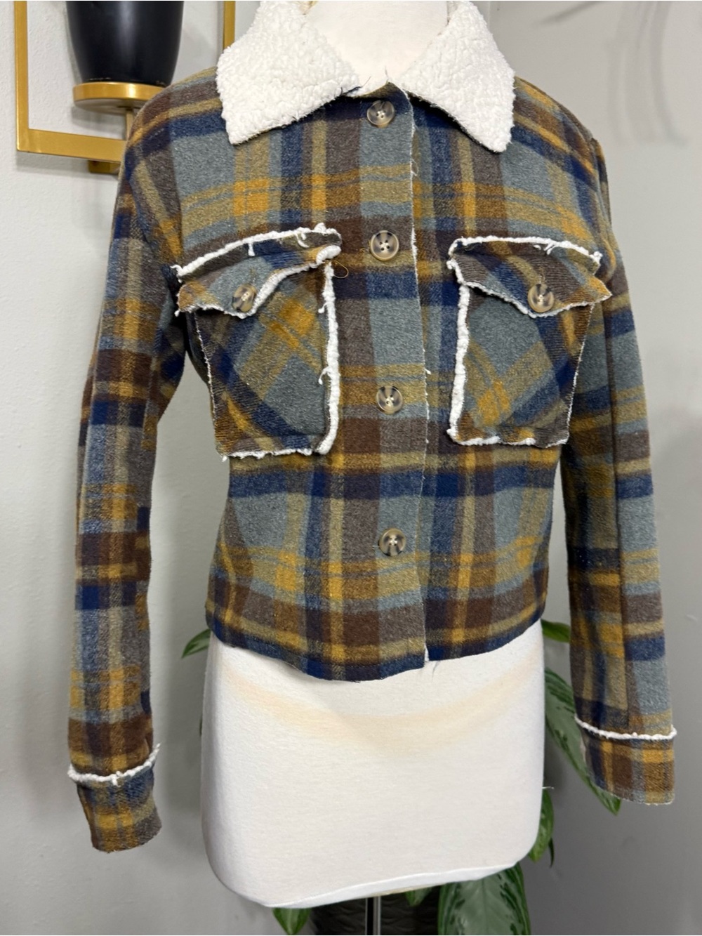 Spoon Jeans Plaid Sherpa Lined Cropped Jacket Women’s Medium Raw Edge
